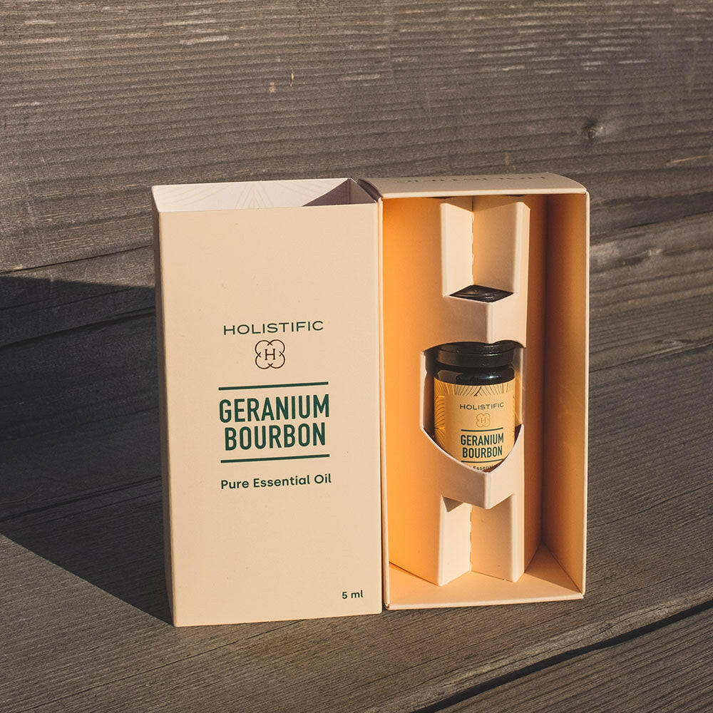 Holistific Geranium Bourbon - esenciální olej 5 ml