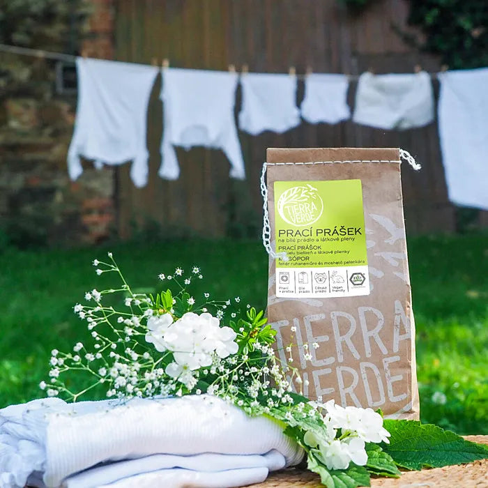 Tierra Verde Prací prášek na bílé prádlo a pleny sáček 850 g